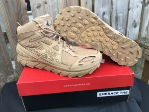 Lone peak 3.5 mid on sale mesh